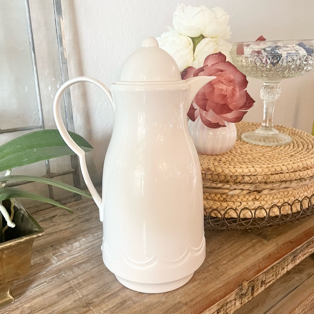 Vintage White Thermal Coffee Butler Carafe - 1 Liter Insulated Pitcher